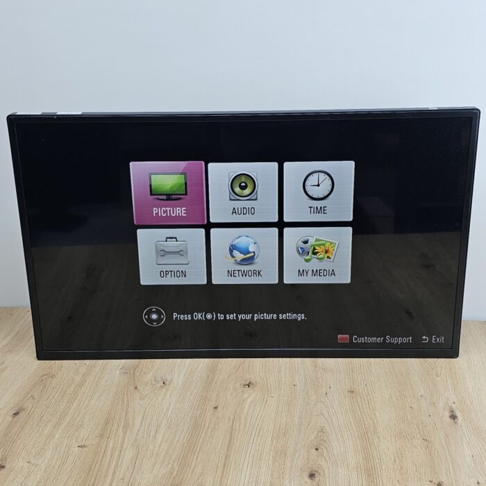 Monitor Second Hand, LG 32SE3B, LED, Diagonala 32 inch, Digital Signage, Lipsa stand, Stare Foarte buna - imagine 2